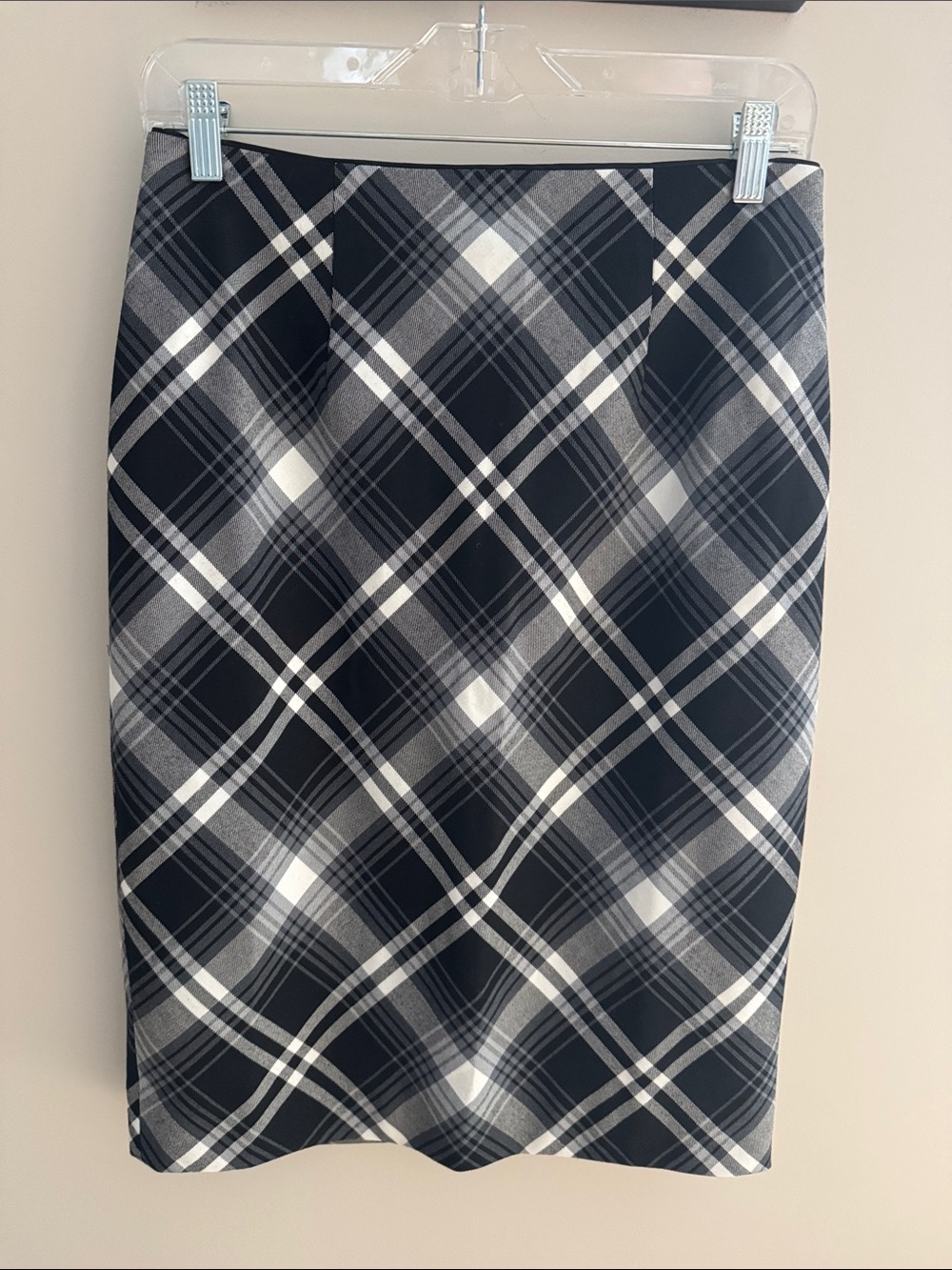 White House Black Market Skirt